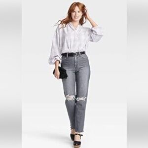 Universal Thread Women's Distressed Gray Straight Leg Jeans 12 Regular NEW